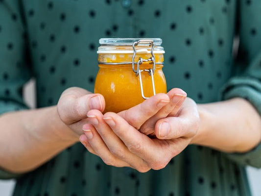 10 Raw Honey Benefits for Health